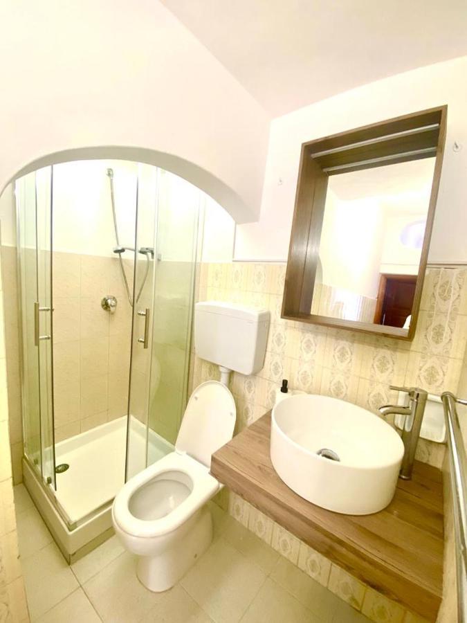 Casa Vacanze R&G La Marra Barletta Buitenkant foto